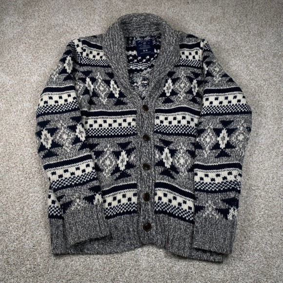 American Eagle Outfitters Mens Gray Patterned Cardigan Sweater Nordic Medium - Picture 2 of 10